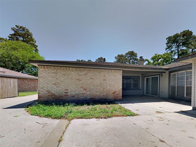 17623 Huntersglen Circle, Humble, TX 77396