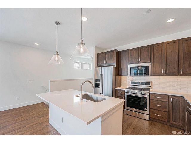 9 Explorers Ave, Fraser, CO 80442