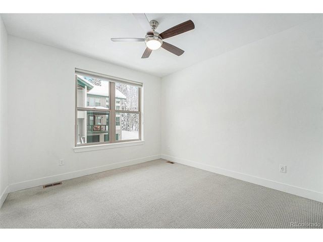 9 Explorers Ave, Fraser, CO 80442