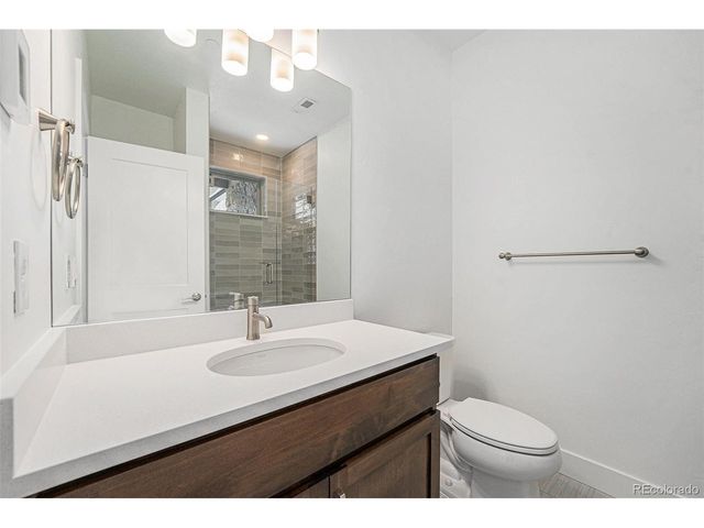 9 Explorers Ave, Fraser, CO 80442