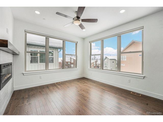 9 Explorers Ave, Fraser, CO 80442