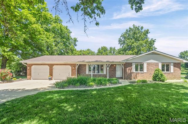 4734 Drda Lane, Edwardsville, IL 62025