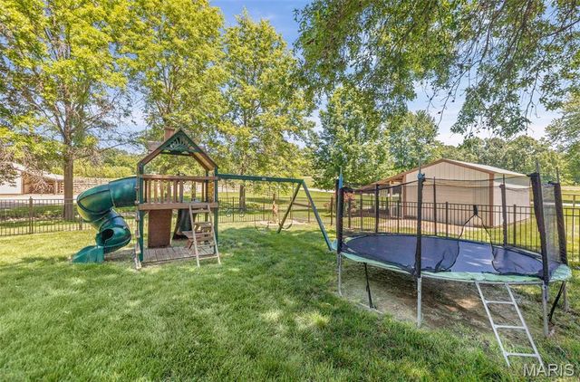 4734 Drda Lane, Edwardsville, IL 62025
