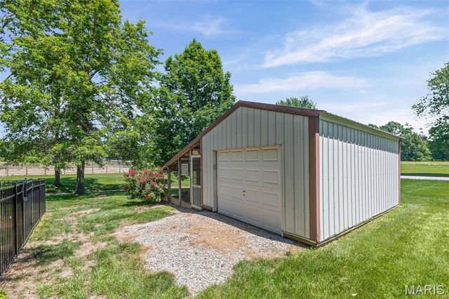 4734 Drda Lane, Edwardsville, IL 62025