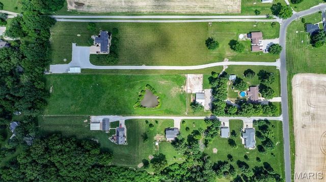 4734 Drda Lane, Edwardsville, IL 62025