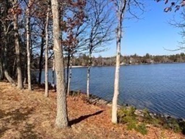 5 Huckleberry Ln, Barnstable, MA 02648