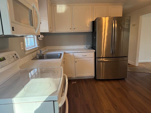 5 Huckleberry Ln, Barnstable, MA 02648