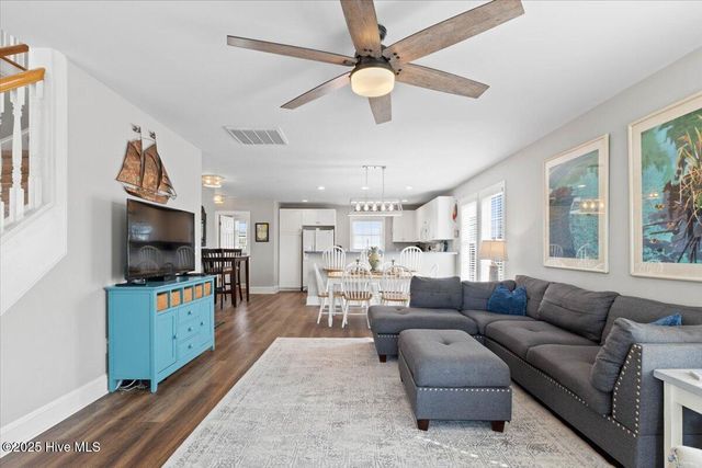 436 Ocean Boulevard W, Holden Beach, NC 28462