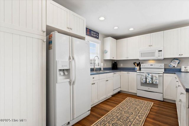 436 Ocean Boulevard W, Holden Beach, NC 28462