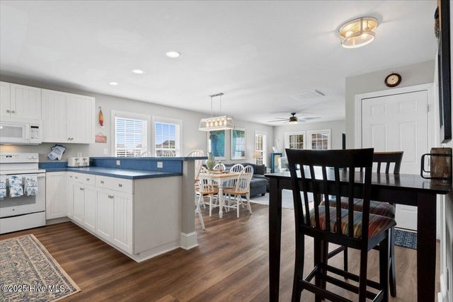 436 Ocean Boulevard W, Holden Beach, NC 28462