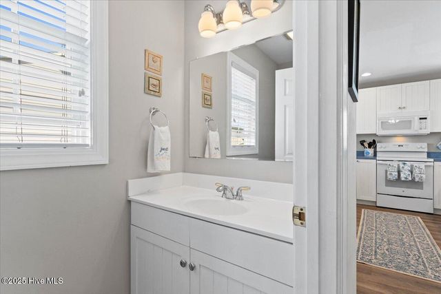 436 Ocean Boulevard W, Holden Beach, NC 28462