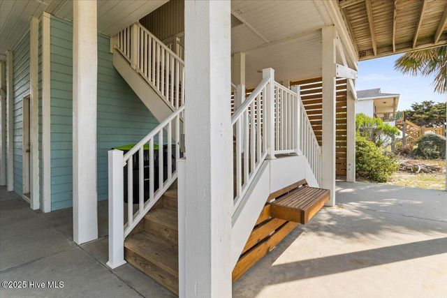 436 Ocean Boulevard W, Holden Beach, NC 28462