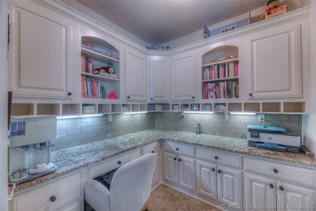 9505 N 144th East Avenue, Owasso, OK 74055