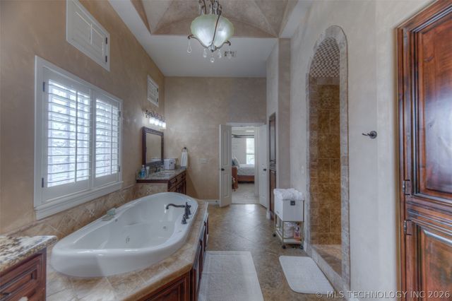 9505 N 144th East Avenue, Owasso, OK 74055