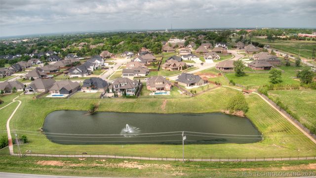 9505 N 144th East Avenue, Owasso, OK 74055