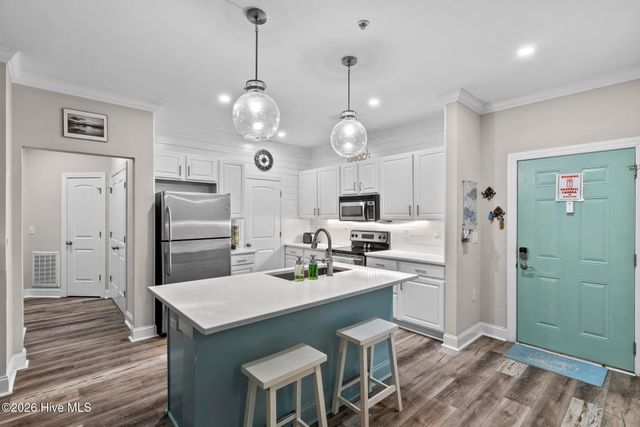 100 Gateway Condos Drive Unit 115, Surf City, NC 28445