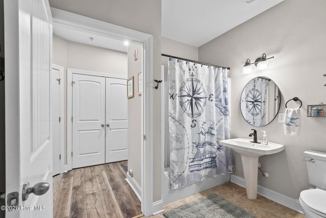 100 Gateway Condos Drive Unit 115, Surf City, NC 28445