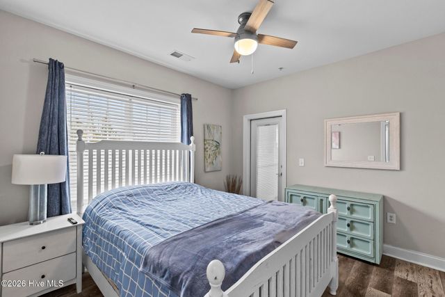 100 Gateway Condos Drive Unit 115, Surf City, NC 28445