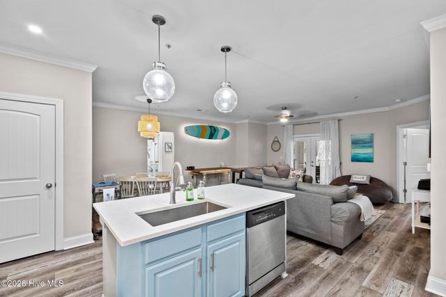 100 Gateway Condos Drive Unit 115, Surf City, NC 28445