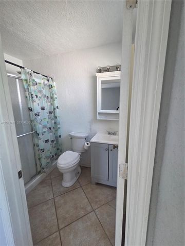 46 SE 10th Street 3, Deerfield Beach, FL 33441