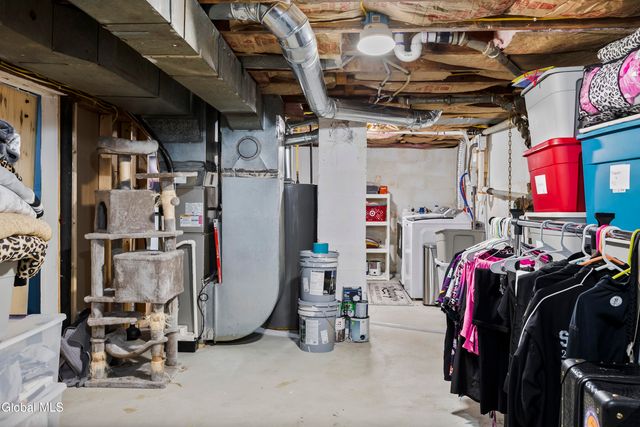 204 Heckeler Drive, Glenville, NY 12302