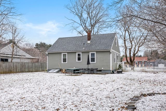 204 Heckeler Drive, Glenville, NY 12302