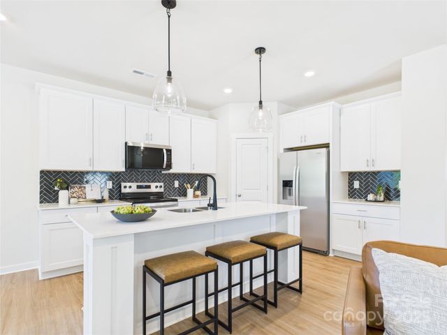 311 King Street E 01, Kings Mountain, NC 28086