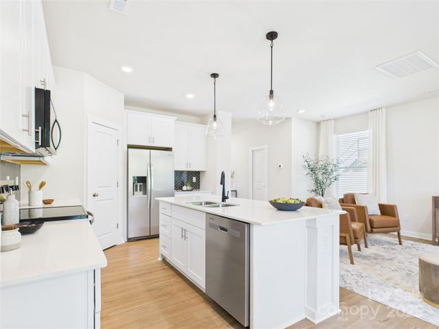 311 King Street E 01, Kings Mountain, NC 28086