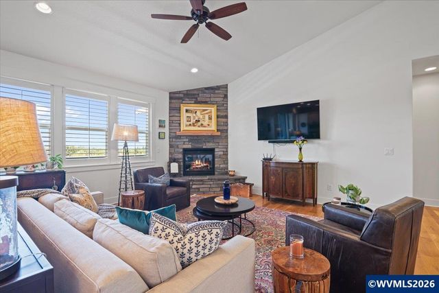 2221 Tuscana Av S, Salem, OR 97306