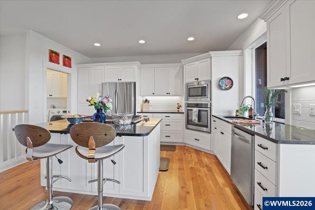 2221 Tuscana Av S, Salem, OR 97306