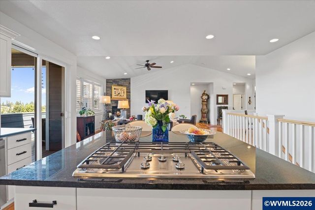 2221 Tuscana Av S, Salem, OR 97306