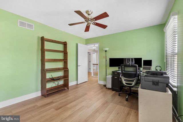 5117 DOWNS RUN, Pipersville, PA 18947