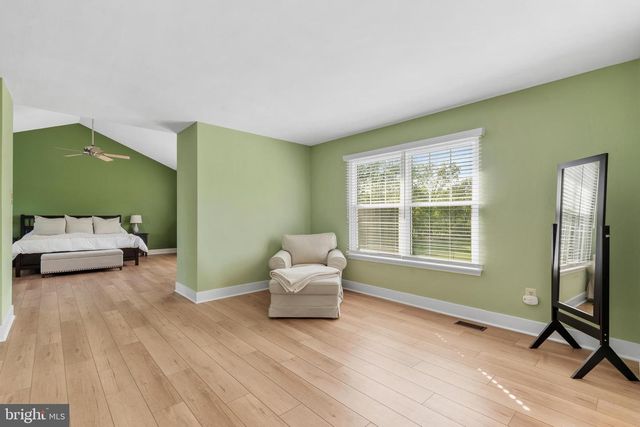 5117 DOWNS RUN, Pipersville, PA 18947