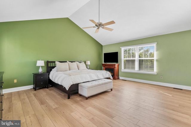 5117 DOWNS RUN, Pipersville, PA 18947