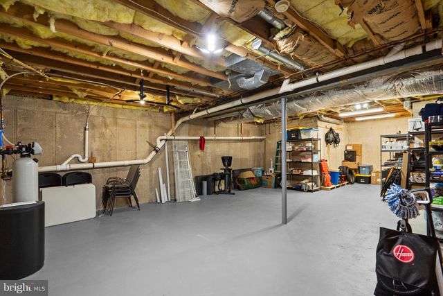 5117 DOWNS RUN, Pipersville, PA 18947