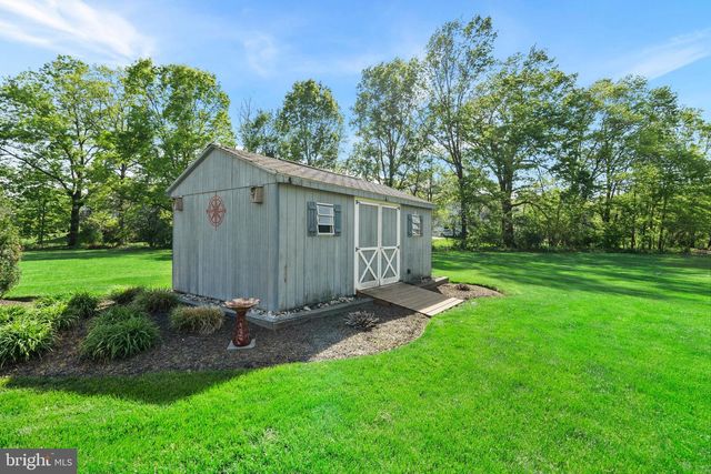 5117 DOWNS RUN, Pipersville, PA 18947
