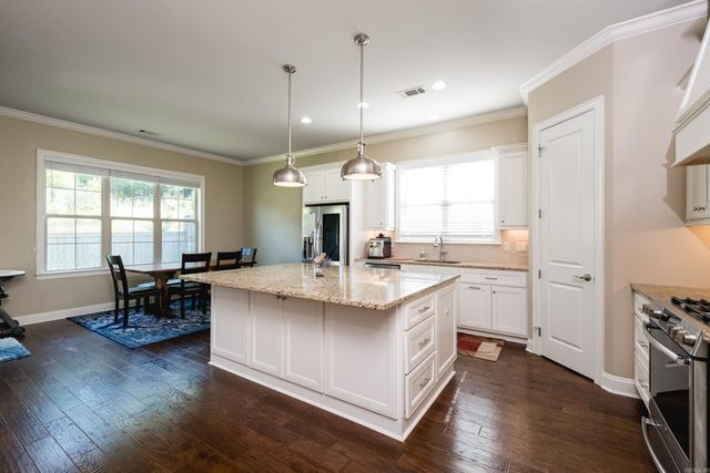23 Belles Fleurs Circle, Little Rock, AR 72223