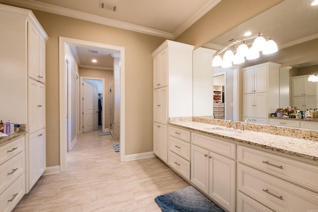23 Belles Fleurs Circle, Little Rock, AR 72223