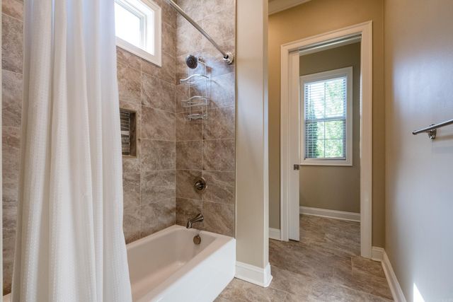 23 Belles Fleurs Circle, Little Rock, AR 72223