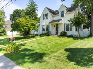 10443 Arthur Place, St Louis, MO 63131