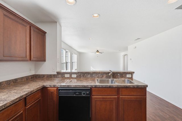 10405 Hideaway Trail, Fort Worth, TX 76131