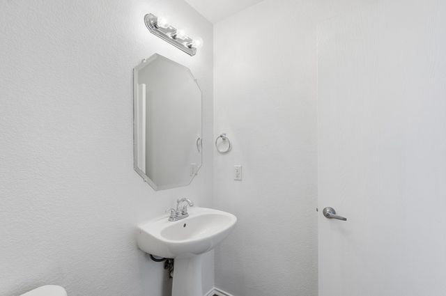 10405 Hideaway Trail, Fort Worth, TX 76131