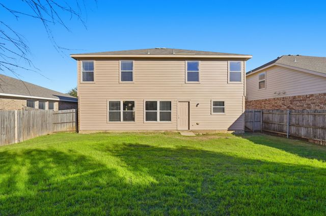 10405 Hideaway Trail, Fort Worth, TX 76131