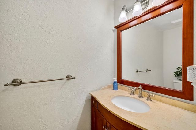 1210 Fairfax Ct, Weston, FL 33326