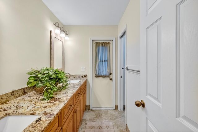 1210 Fairfax Ct, Weston, FL 33326