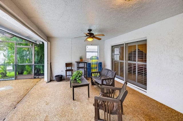 1210 Fairfax Ct, Weston, FL 33326