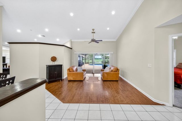1210 Fairfax Ct, Weston, FL 33326