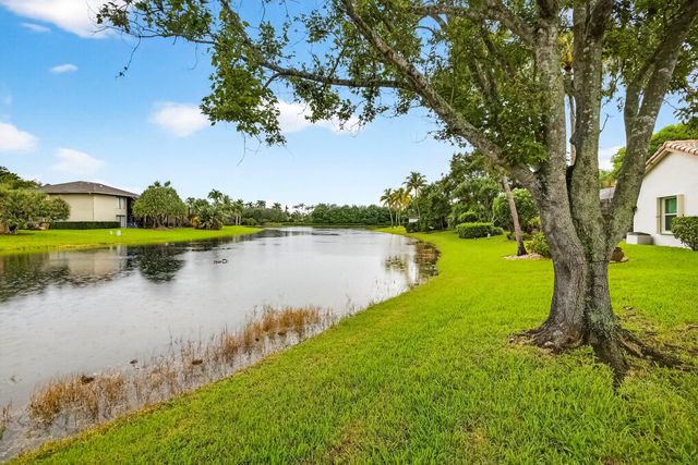 1210 Fairfax Ct, Weston, FL 33326