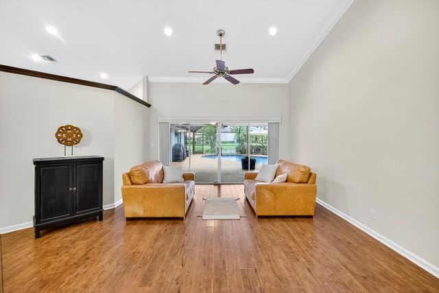 1210 Fairfax Ct, Weston, FL 33326