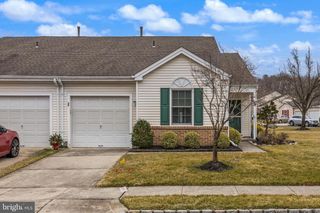 29 PEPPERGRASS DR N, Mount Laurel, NJ 08054